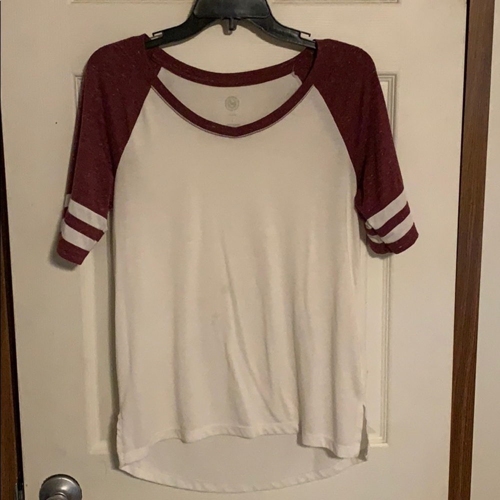 Baseball tee